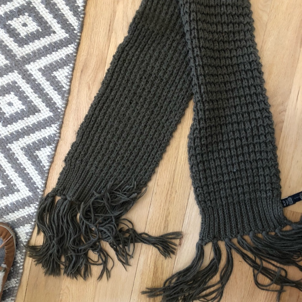 Banana Republic Wool Scarf